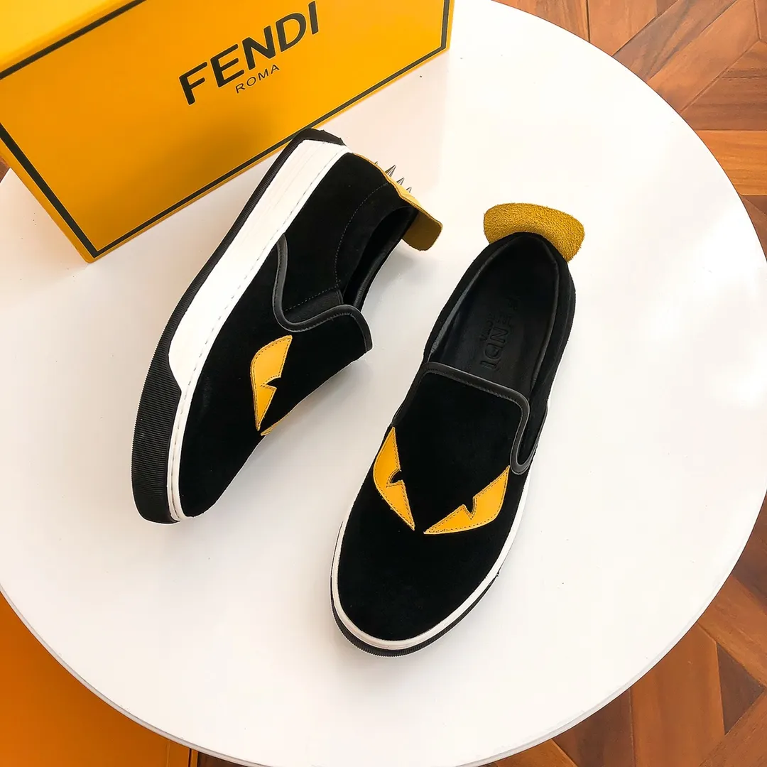 Factory price: 380💰 FENDI* Fendi Classic Shoe Series F Family Little Monster The upper is made of high-quality frosted cowhide, the sheepskin lining is soft and comfortable, the open-molded outsole is a versatile fashion men's shoe, size 38-44